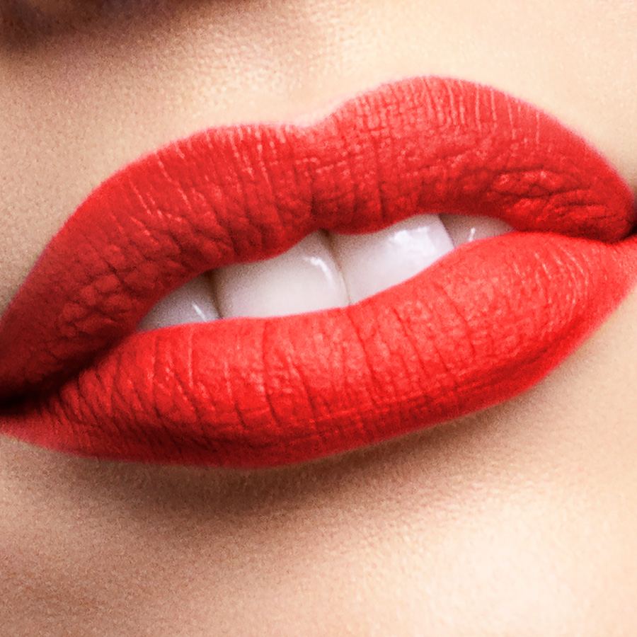 revlon ashley graham ultra hd matte lip color red affair detail
